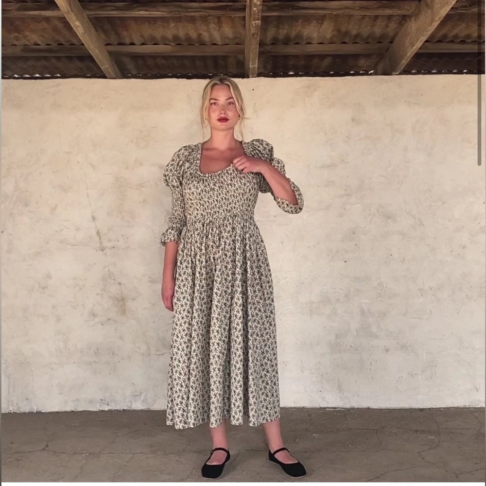 NWT Doen meribel dress in creme fleurs d'avignon